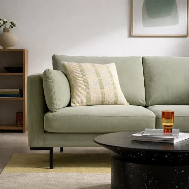 Cushions & Throws