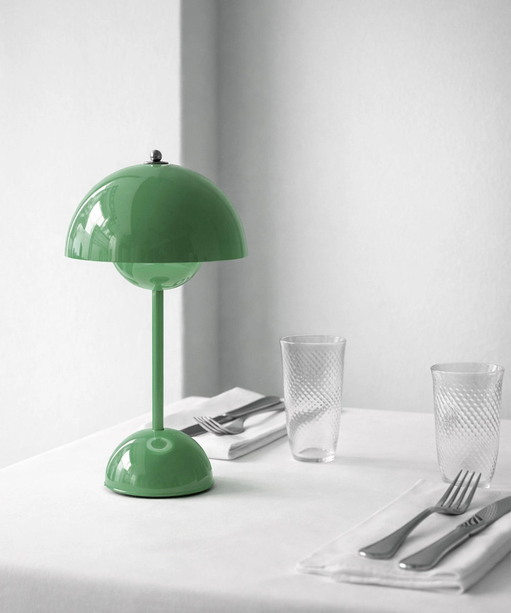 Aura Dome Table Lamp