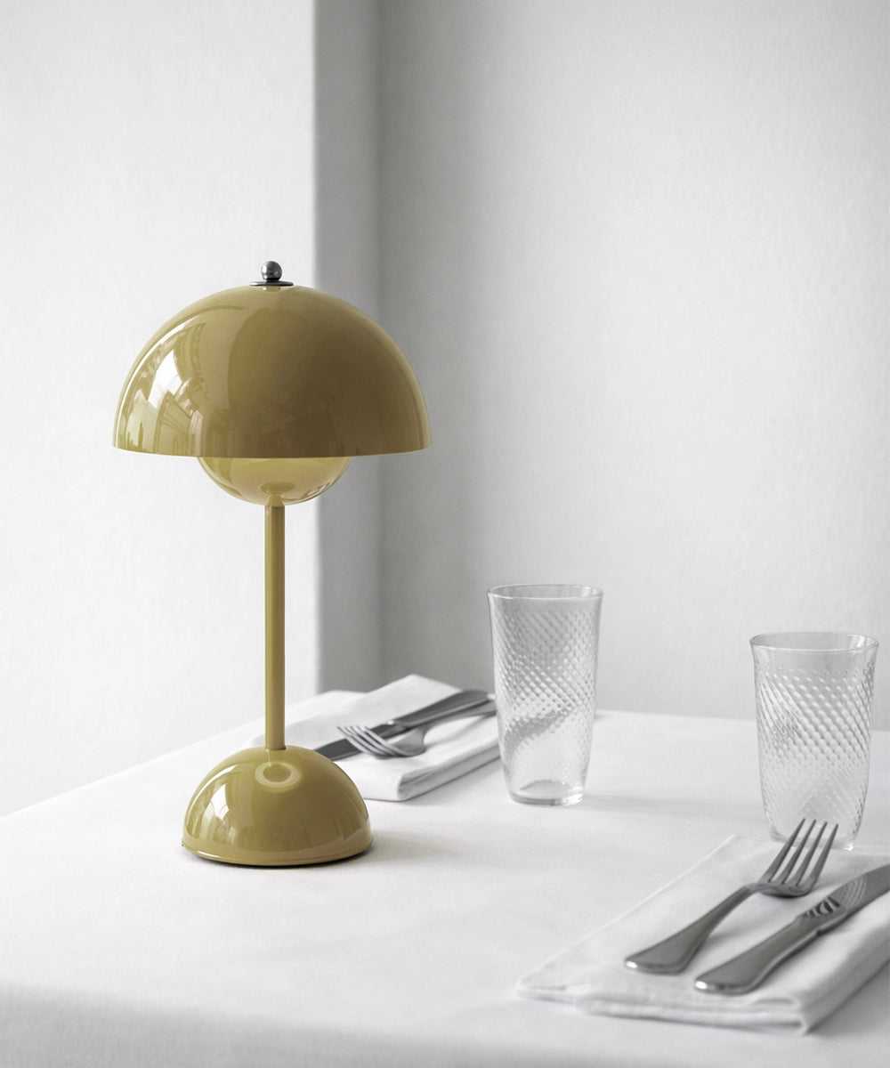 Aura Dome Table Lamp