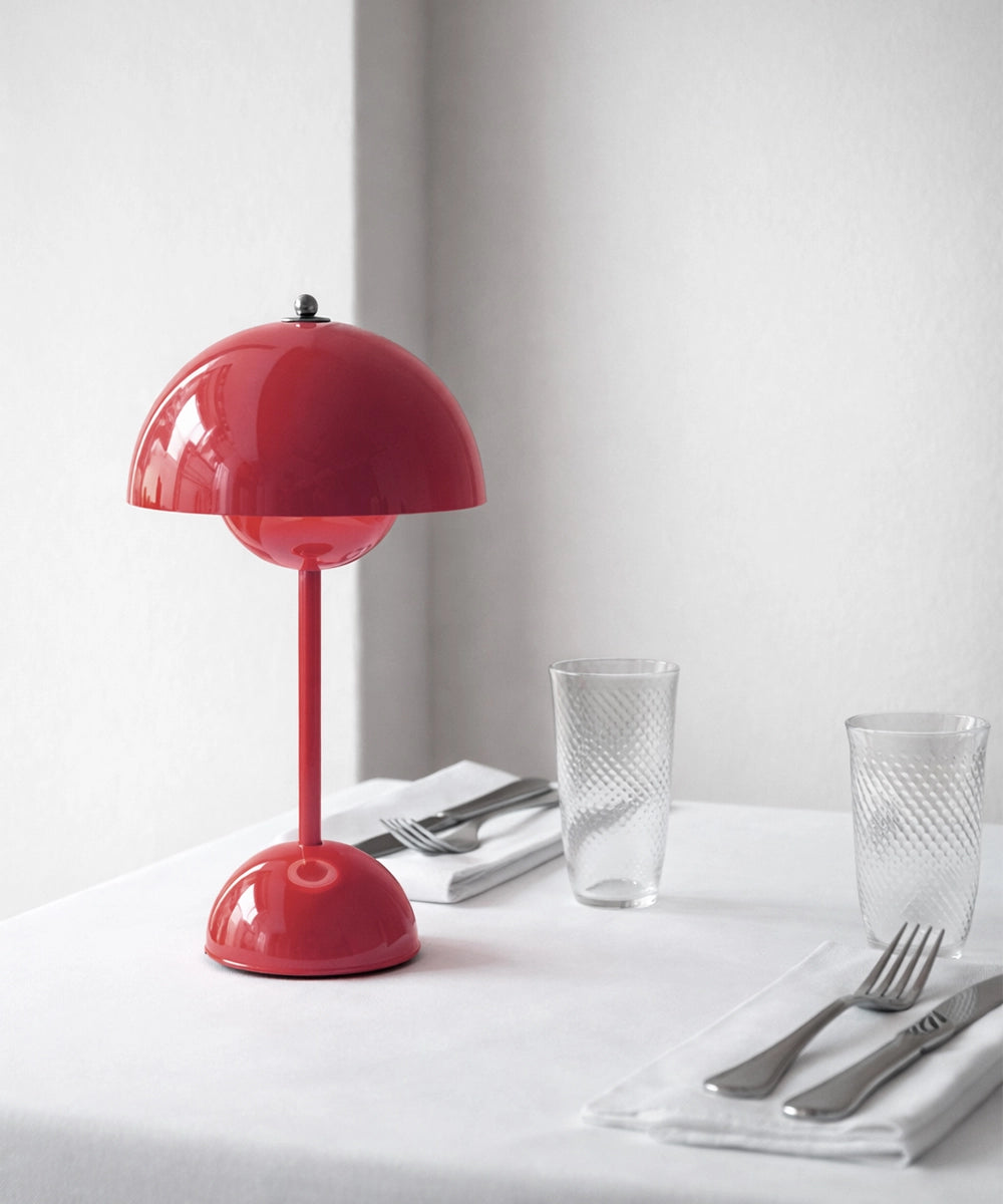 Aura Dome Table Lamp
