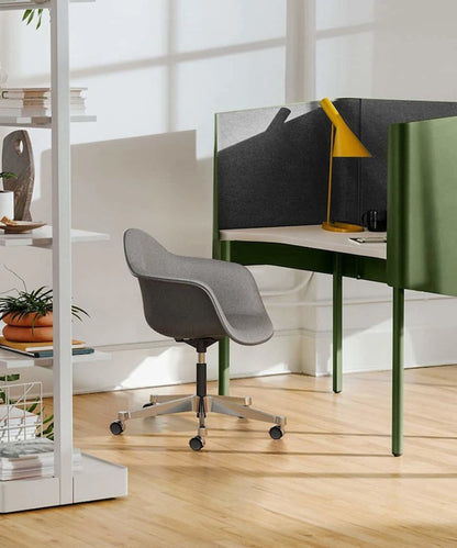 Private Focus Work Desk